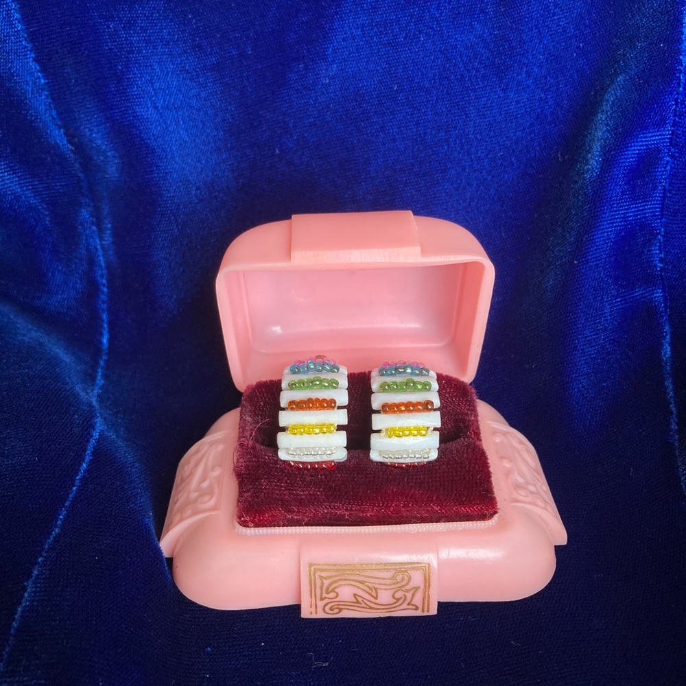 🌈VINTAGE RAINBOW CLIP ON EARRINGS🌈